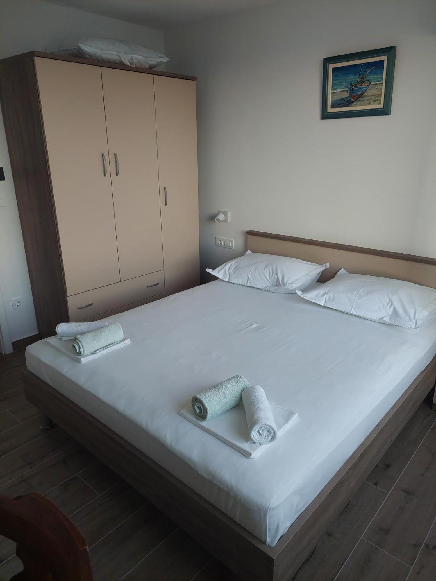 Apartman Njavro 포드고라 외부 사진